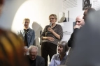 Menschen beim Besuch der 1. IBA-Werkstatt