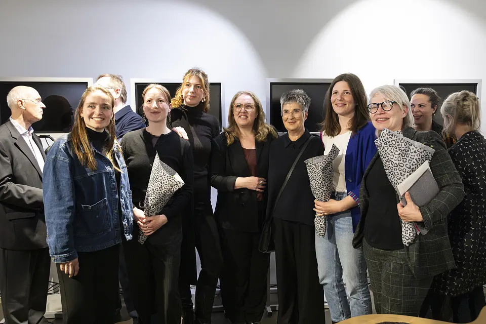 Menschen beim Besuch der 1. IBA-Werkstatt